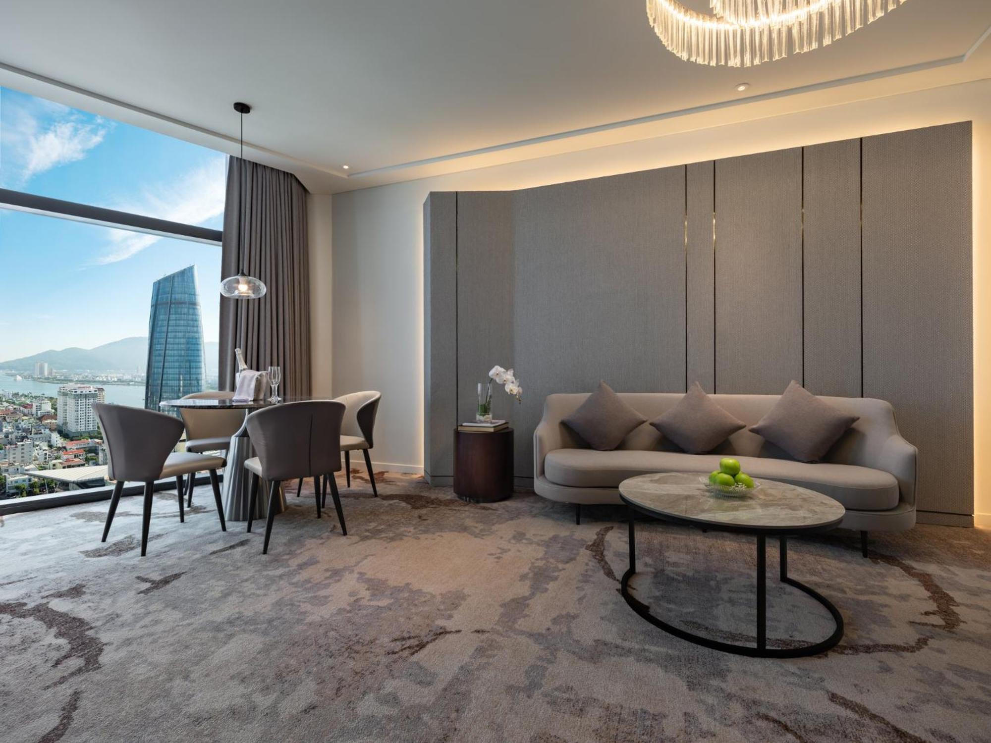 Crowne Plaza Danang City Centre By Ihg Esterno foto